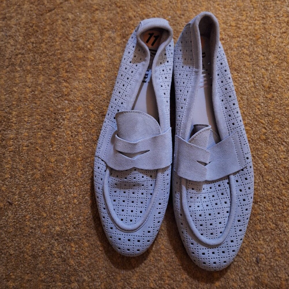 PERTINI SUEDE LEATHER LOAFERS.NEW.